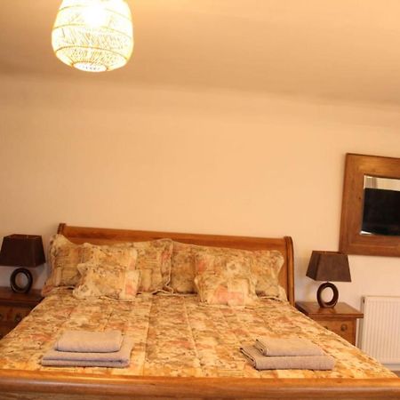 House 1905 - Self Catering Serviced Apartment Tidworth Экстерьер фото