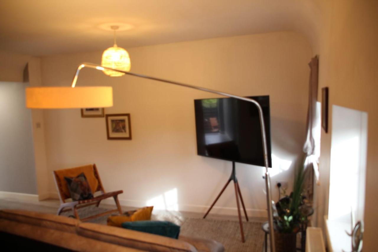 House 1905 - Self Catering Serviced Apartment Tidworth Экстерьер фото