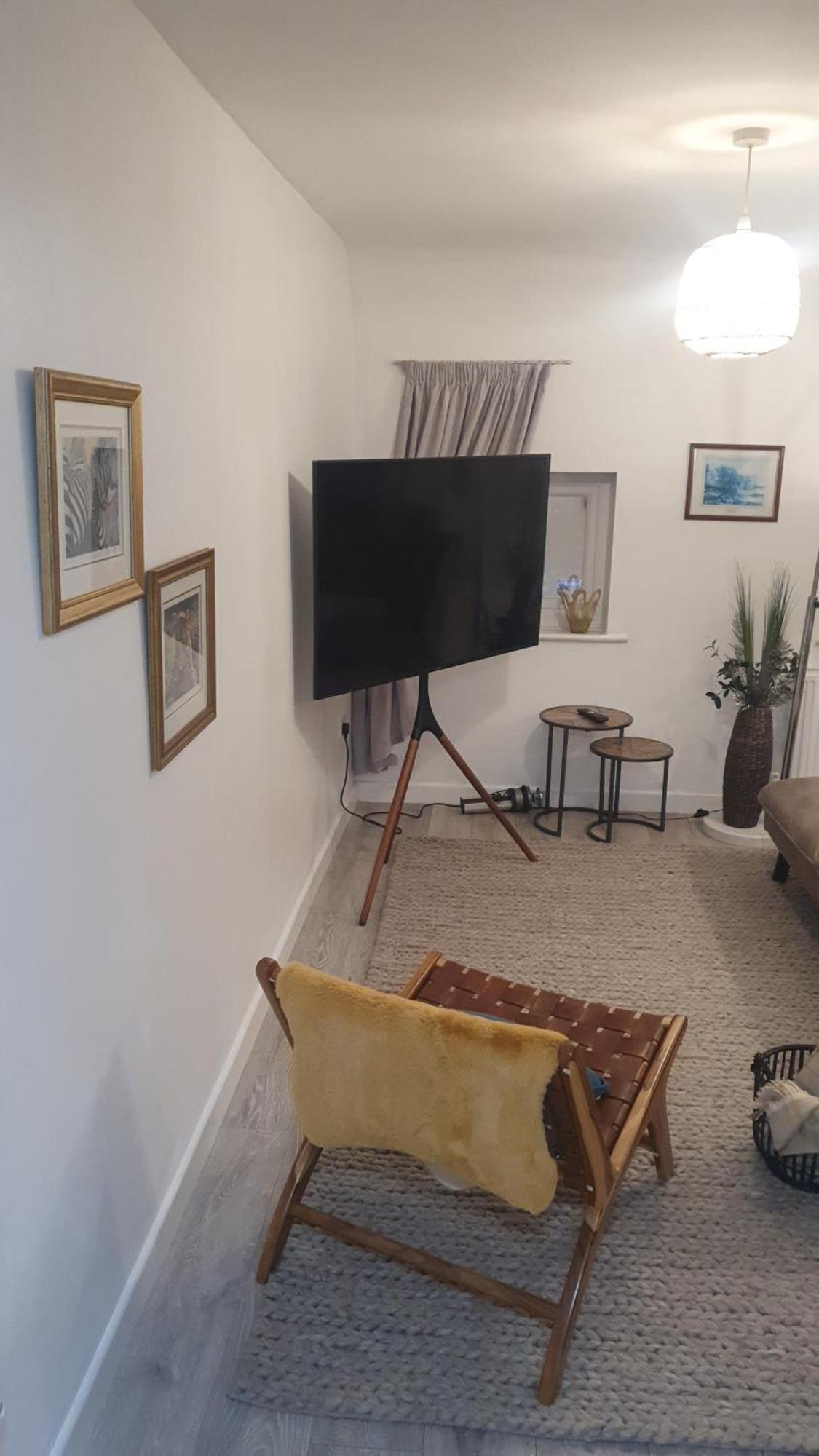 House 1905 - Self Catering Serviced Apartment Tidworth Экстерьер фото