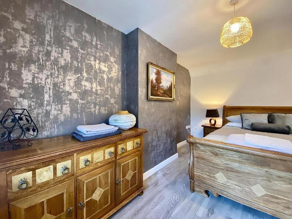 House 1905 - Self Catering Serviced Apartment Tidworth Экстерьер фото