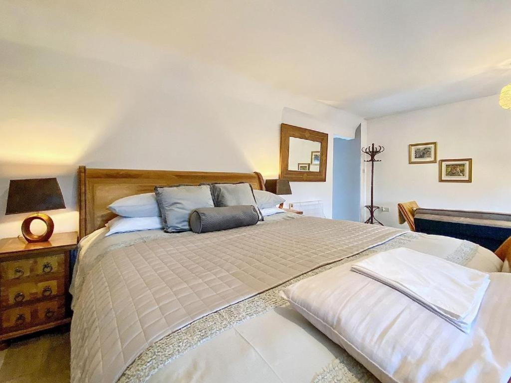 House 1905 - Self Catering Serviced Apartment Tidworth Экстерьер фото